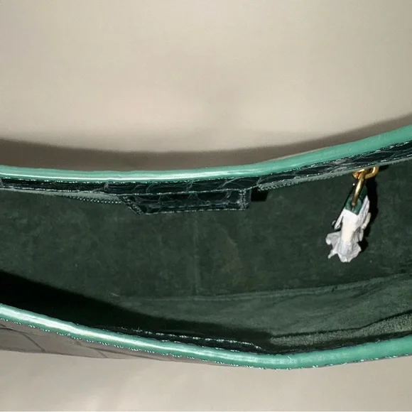 Elegant Green Staud Moon Bag Crocodile-Embossed Women's Shoulder Bag